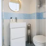 The Nook Isola *