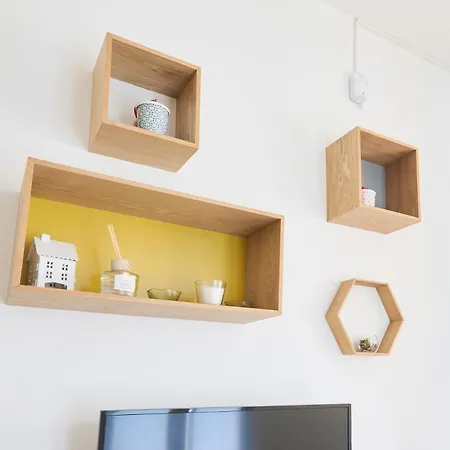 The Nook Isola Apartment *