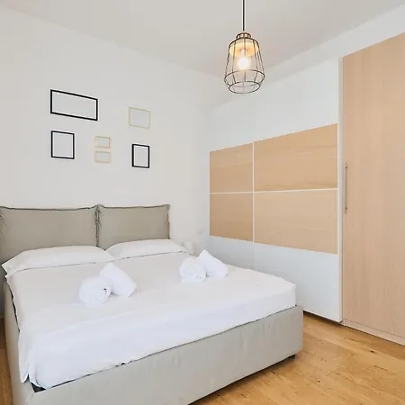 Apartment The Nook Isola Mailand